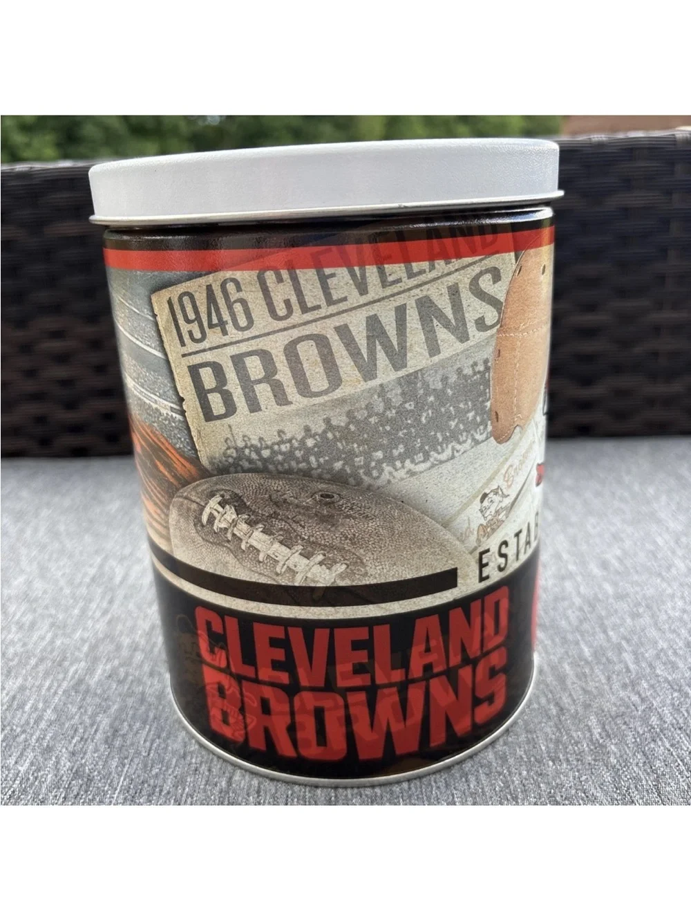 Cleveland Browns Collectible Tin NFL Football Storage Container- NFL LA654392098